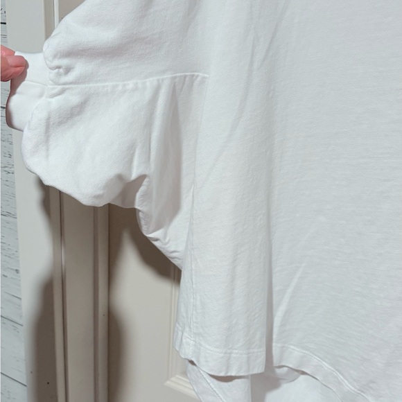 Shirt - Picture 3 of 6